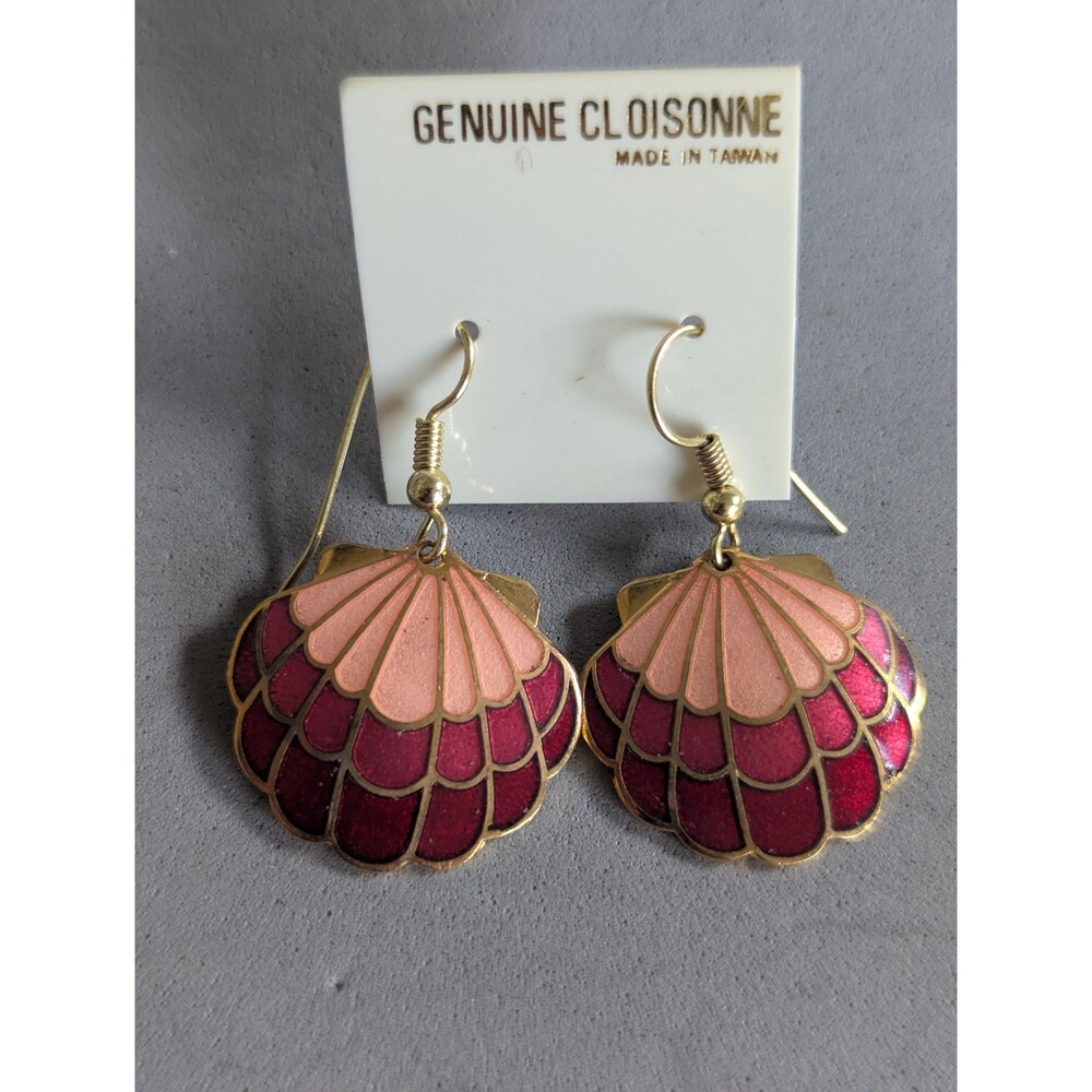 Vintage Taiwan Cloisonné Pink Seashell Dangle Earrings Scallop Beach NOS
